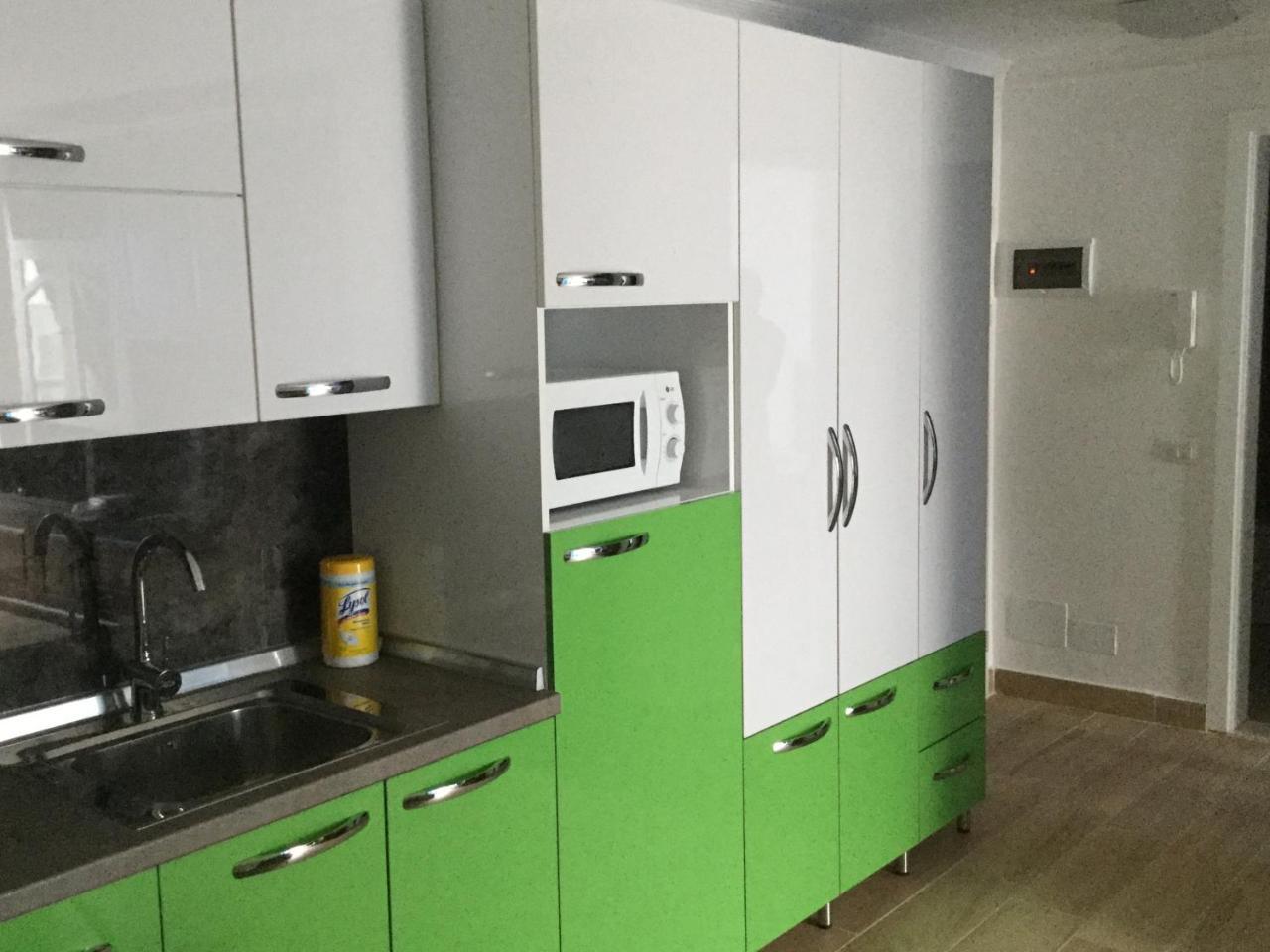Kk Fafa Apartments Golem  Exterior photo